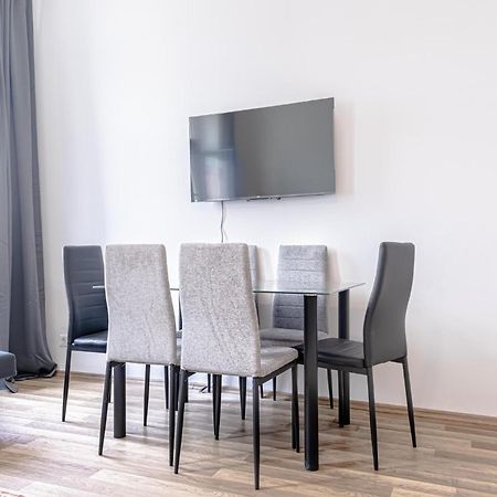 Explore Vienna 2Br And 1Lr Retreat Near Westbahnhof Экстерьер фото
