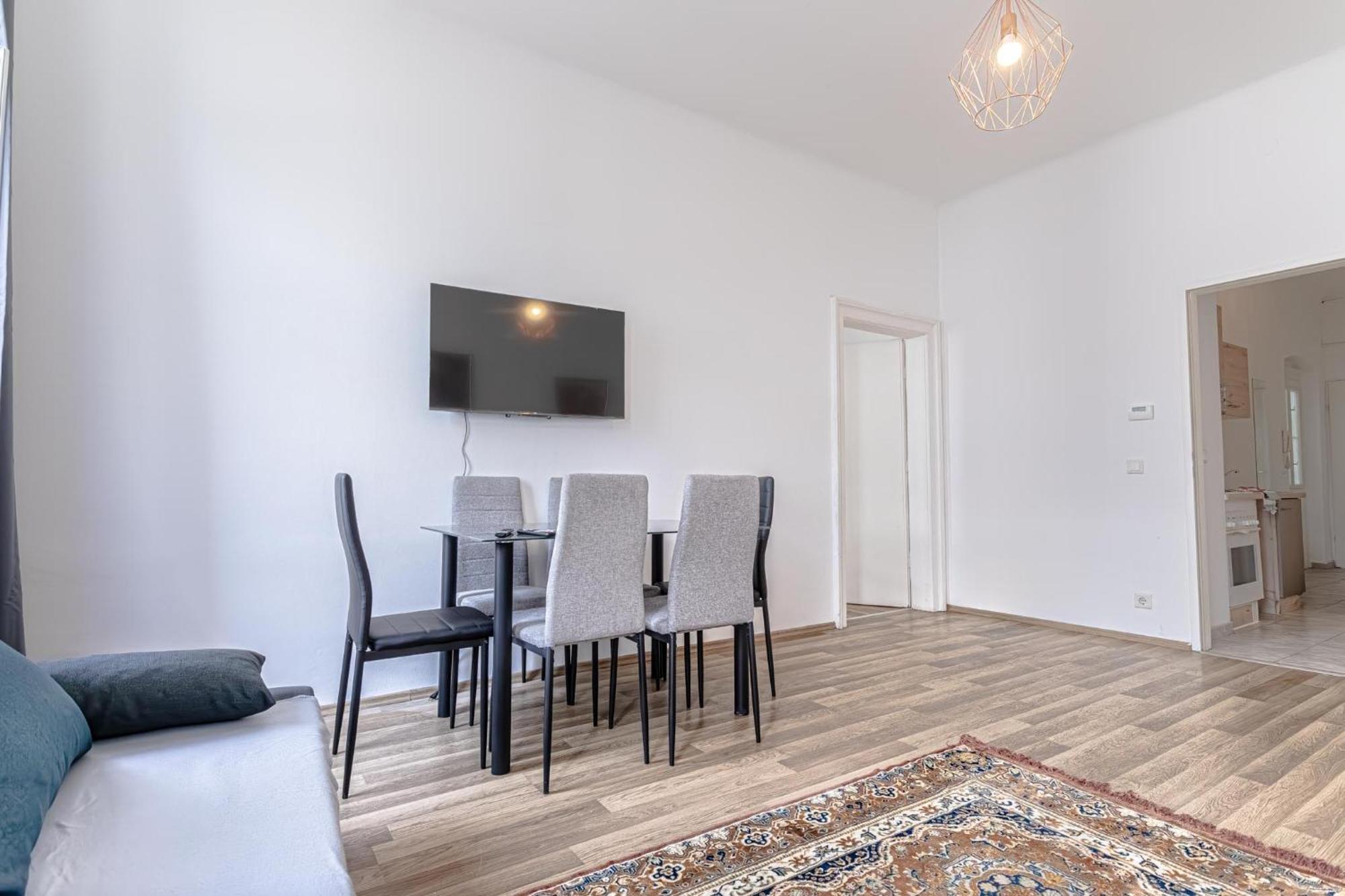 Explore Vienna 2Br And 1Lr Retreat Near Westbahnhof Экстерьер фото